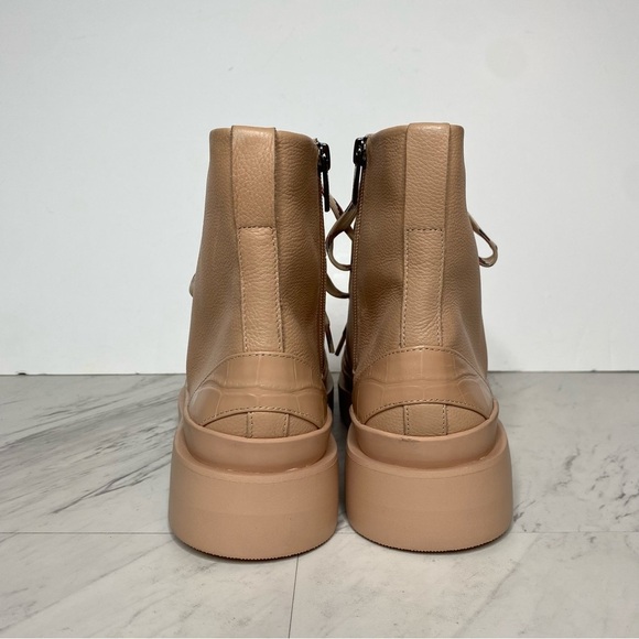 Vince Camuto Korigan Pink Tan Leather Lace Up Lug Sole Boot 9 1/2 M - Picture 3 of 15